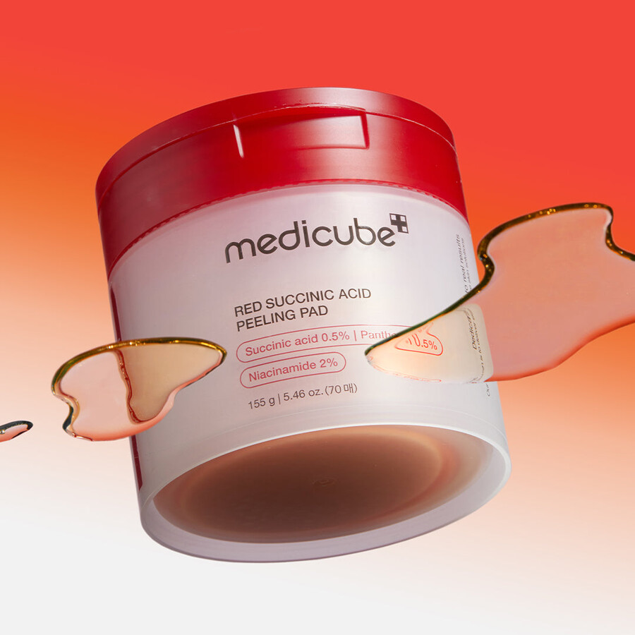 almofadas medicube vermelhas com ácido succínico e pantenol